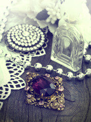 vintage female accessories