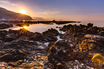 Obraz premium Captivating Coastal Sunset