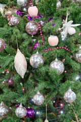 クリスマスツリー　飾り