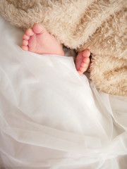 赤ちゃん乳児　足