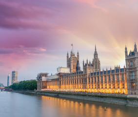 Fototapeta na wymiar Houses of Parliament in Westminster at sunset - London