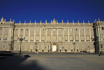 Obraz premium MADRID, SPAIN - AUGUST 23, 2012: Palacio Real - Royal Palace in Madrid, Spain