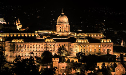 Fototapeta premium Buda castle at night