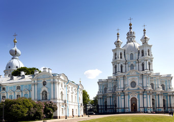 Fototapeta na wymiar Smolnyi cathedral (Smolny Convent), St. Petersburg, Russia..