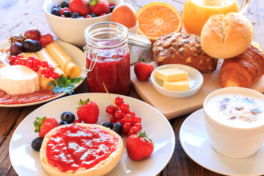  fr&uuml;hst&uuml;ck