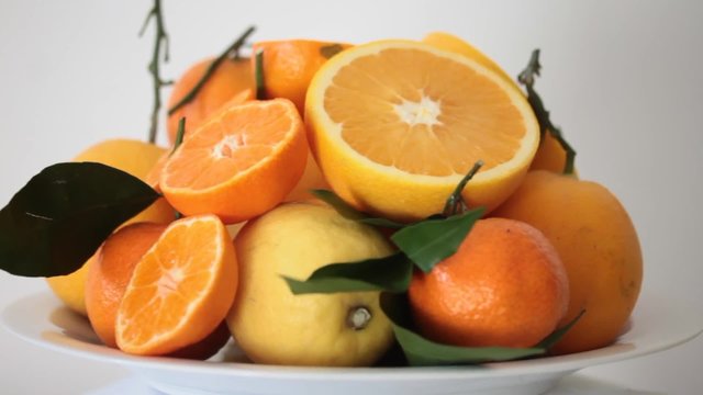raw organic citrus fruit