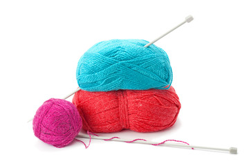 yarn balls and knitting needles