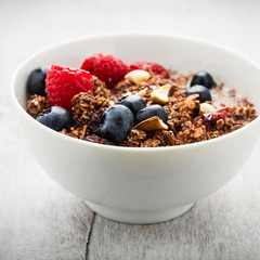 Müsli mit Beeren - Cereals with berries