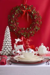 Red and White Christmas Table Setting.