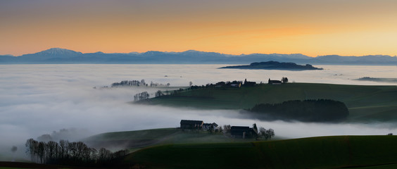 Nebel Voralpenpanorama vom Waldviertel