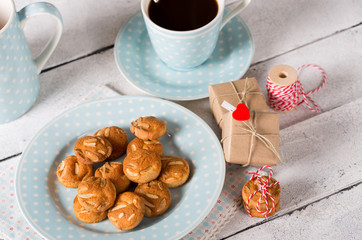 Coffee with cookies