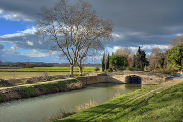 Fototapeta na wymiar Canal de la Robine, in the Aude Department of France