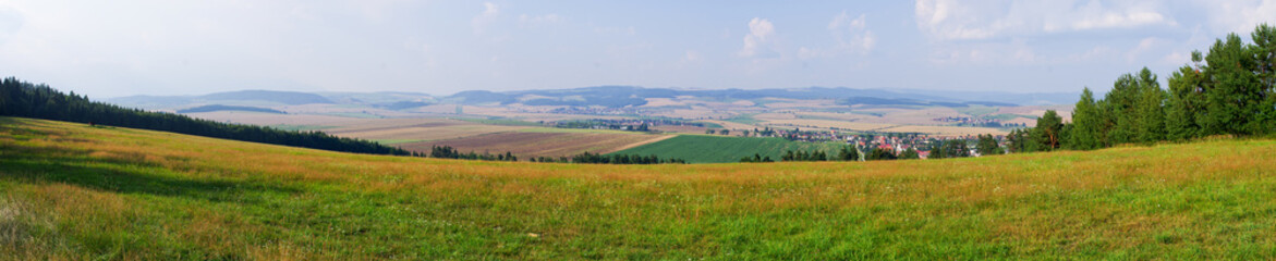 Fototapeta na wymiar Panorama in Slovak Paradise