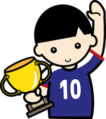 優勝カップを持つ男の子