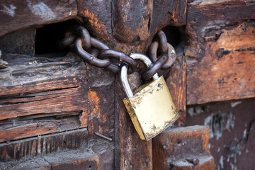 padlock with the chain
