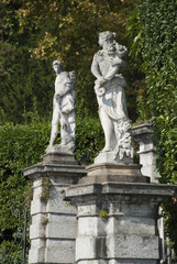 Fototapeta na wymiar Villa Carlotta - Tremezzo