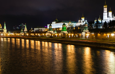 Fototapeta na wymiar skyline with Kremlin embankment in Moscow