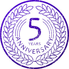 Vintage anniversary 5 years round grunge round stamp. Retro styl