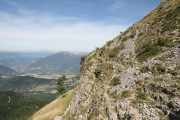 Fototapeta na wymiar Alpes du sud, falaise du bonnet