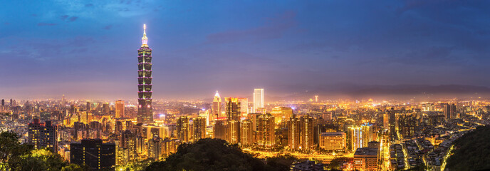 Obraz premium Panorama panoramę Tajpej