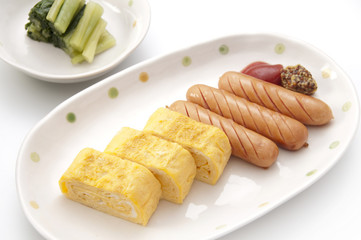 玉子焼きとウィンナーソーセージ