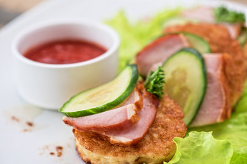 pancakes with ham and cucumber 
