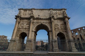 Fototapeta na wymiar Triumphal Gate