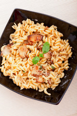 Fusili with mushrooms