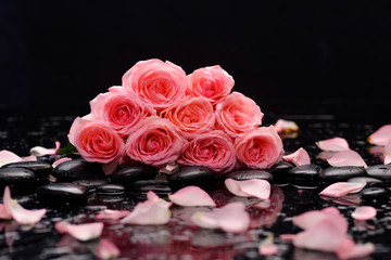 Set of pink bouquet rose with therapy stones 

