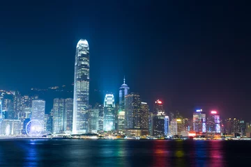Tuinposter Nightview of Victoria Harbour in Hong Kong (香港 ビクトリアハーバー夜景)  © motive56