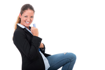 Frau hat den Job bekommen und freut sich