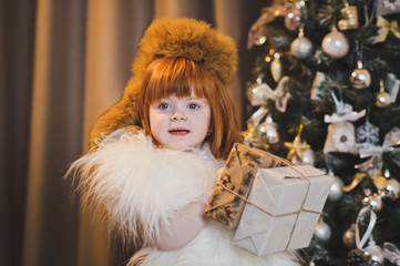 A Christmas portrait of your little Princess in furs 4557.