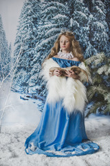 Snow Princess with the ferret in his hands 4562.
