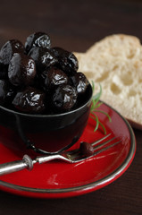 schwarze Oliven