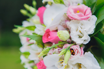 wedding bouquet flowers