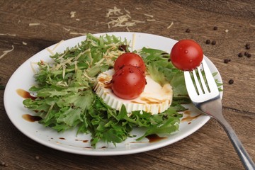 Italian salad with tomatoes and mozzarella (caprese)