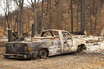 Fire destroyed homes