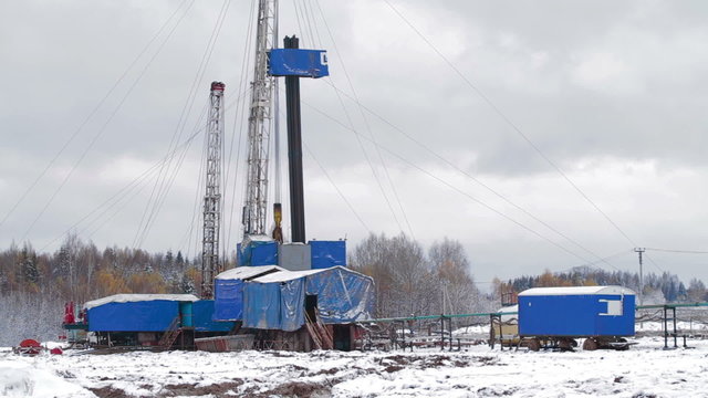 Oil Drilling rig Winter