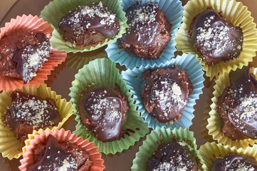 Chocolate cake dessert sprinkled with sugar.