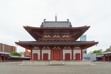 Fototapeta premium Shitennoji Temple in Osaka, Japan