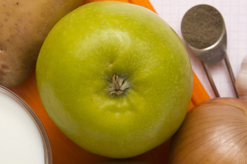 Green apple - auxiliary ingredient
