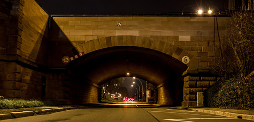 Tunnel unter der Theodor