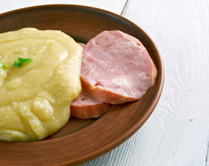 Pease pudding
