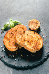 Grilled bread with onion