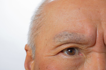 Fototapeta premium 日本人シニアの顔のアップ