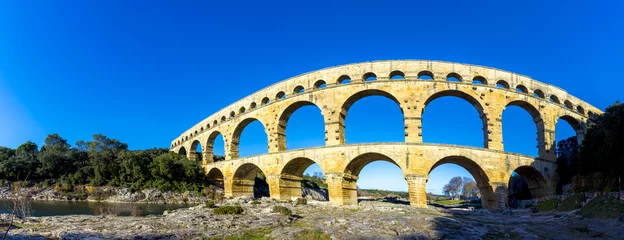 Papier Peint photo autocollant Pont du Gard Pont du Gard is an old Roman aqueduct near Nimes