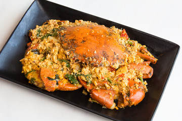 Crab-fried with curry powder call in Thai is Poo Paad Poang Gari
