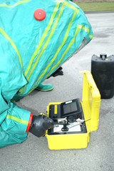 Obraz premium chemical incident, chemical recognition equipment