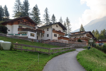 Fototapeta na wymiar Alpine village Bichl (muncipal Prägraten am Großvenediger) in the mountains, Austria