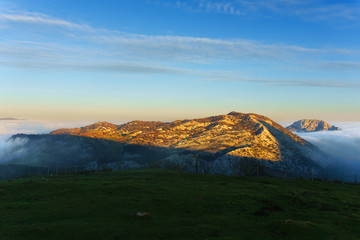 eskuagatx massif in Urkiola